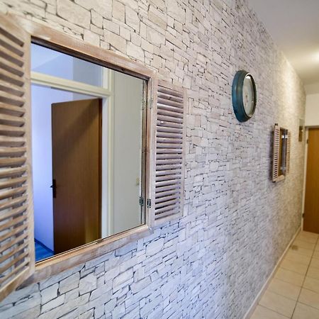 Apartmani Luna Vir Εξωτερικό φωτογραφία